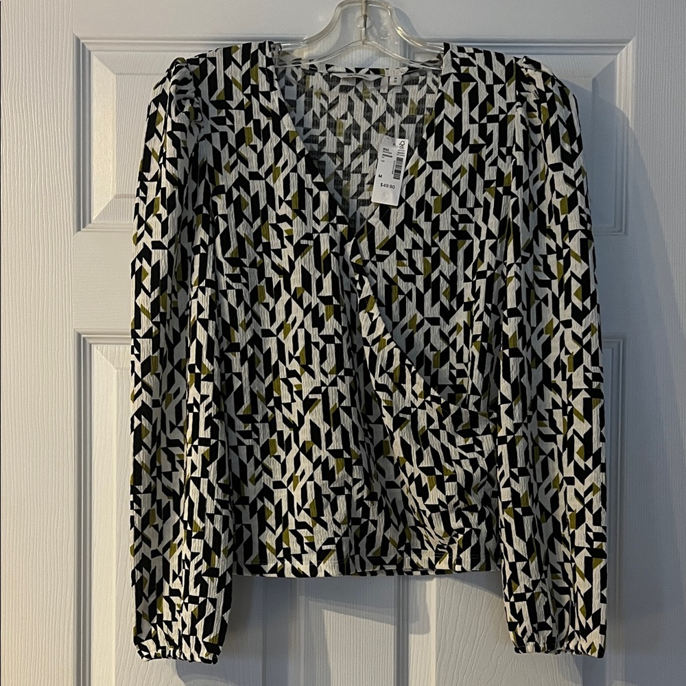 NWT-Reitmans Abstract Pattern Blouse - Black, White, Olive